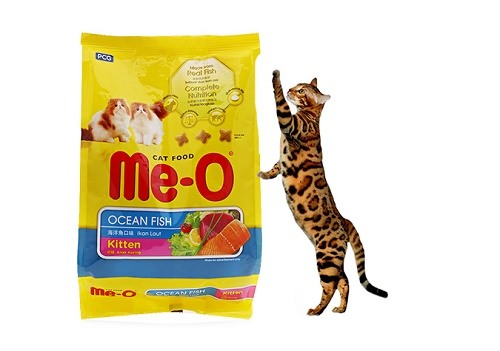 Thức ăn mèo CON  ME-O vị cá biển gói 400kg